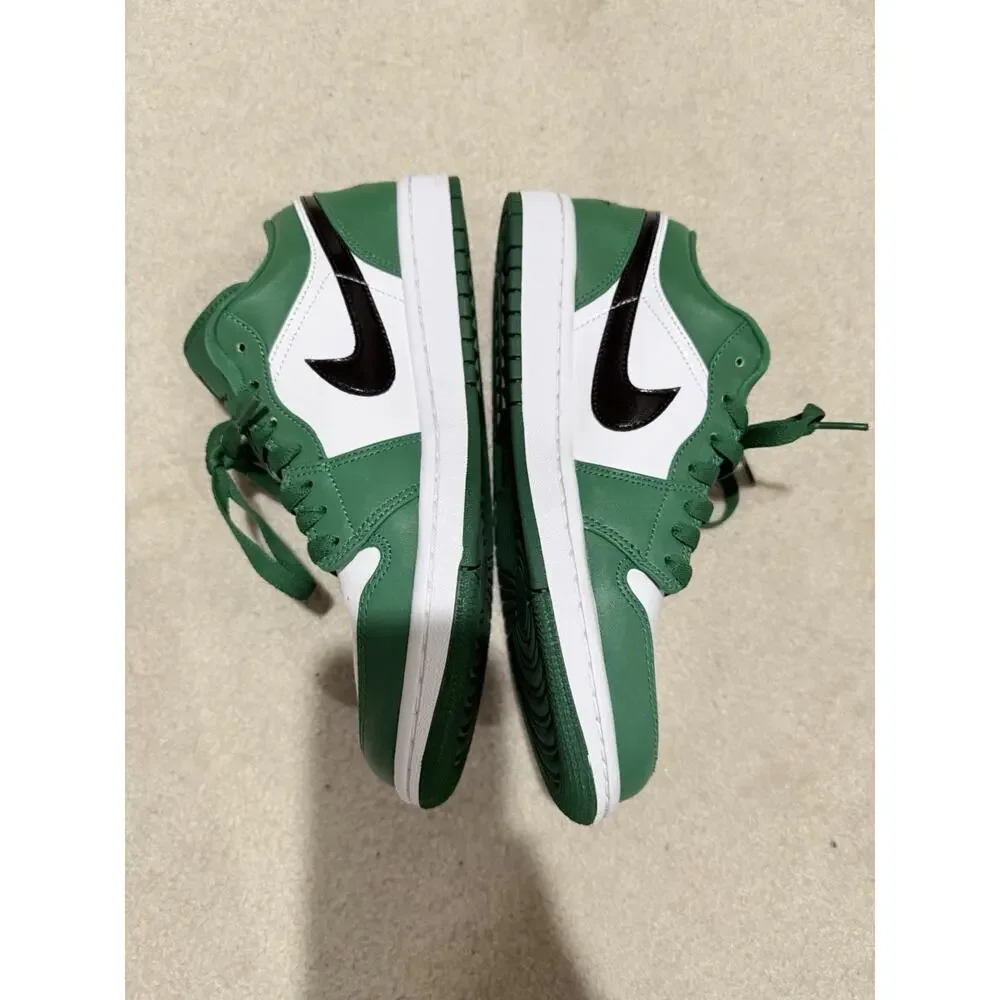 Air Jordan 1 Low Pine Green 2020 553558-301 Men’s size US8 Green/White/Black